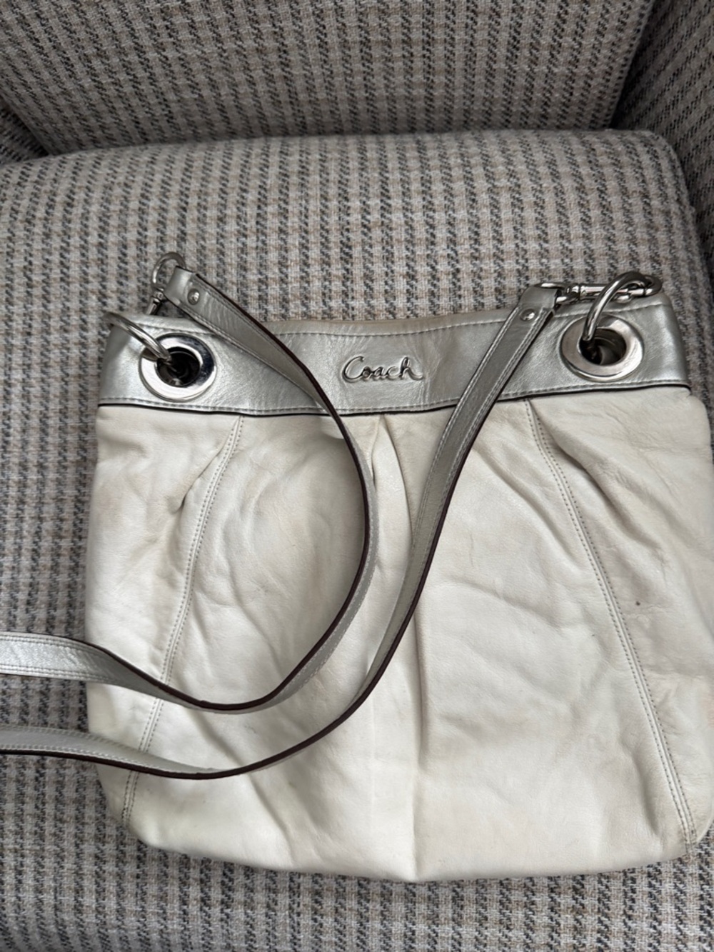 Coach White Leather Messenger Bag with Silver Trim